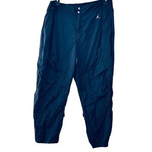 Air Jordan Women's woven Utility Pant Navy lightweight XL